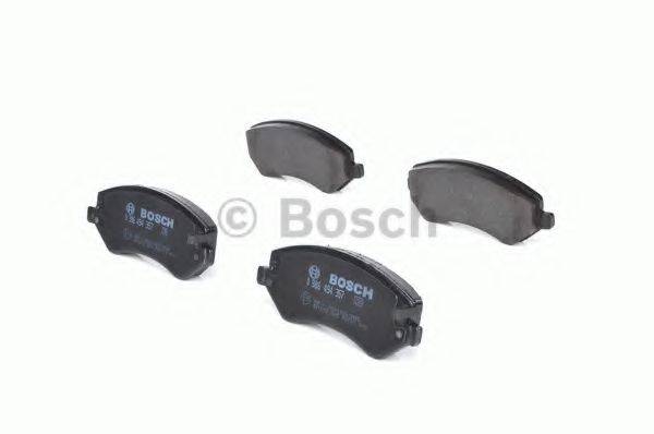 Комплект гальмівних колодок, дискове гальмо BOSCH 0 986 494 357